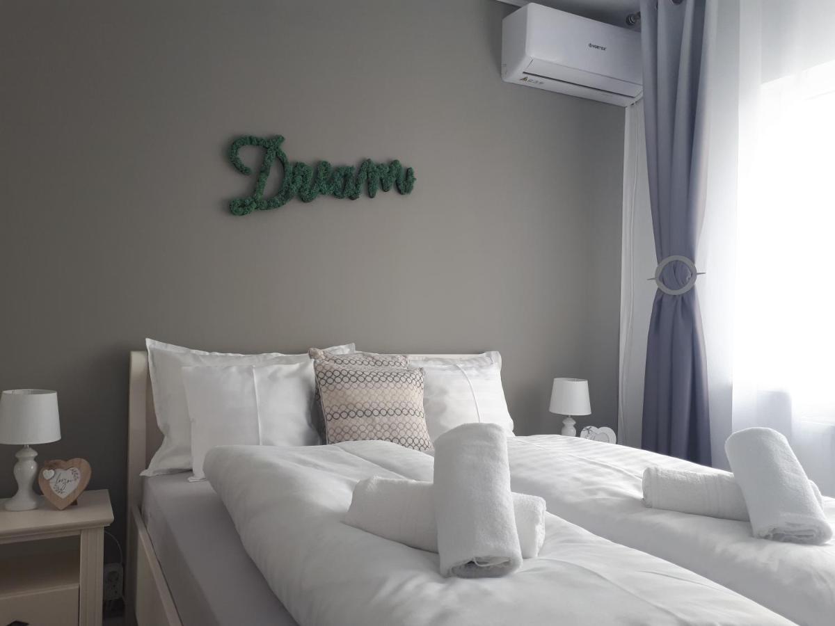 Apartment Angel