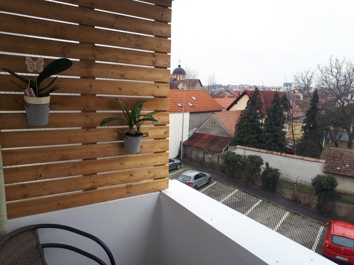 Apartment Angel